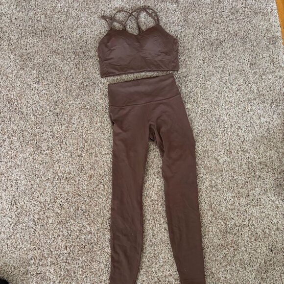 Lululemon Tank/Bra and Leggings Set - Picture 1 of 7